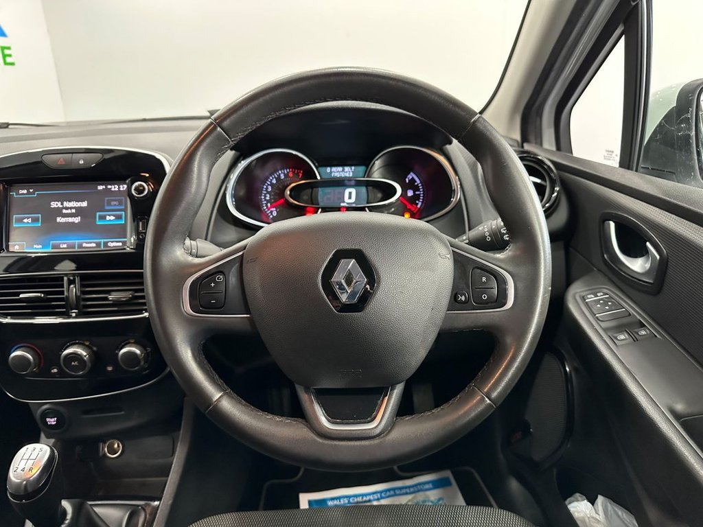 Used Renault Clio 2018 for sale - 76132677: Photo 27