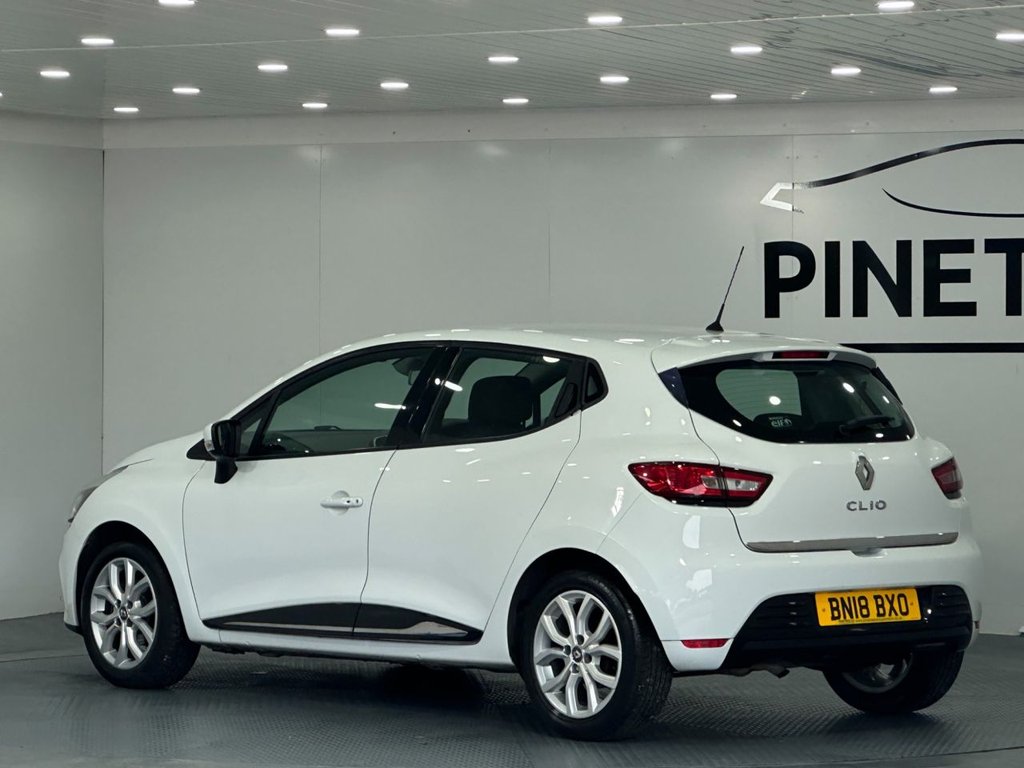 Used Renault Clio 2018 for sale - 76132677: Photo 8