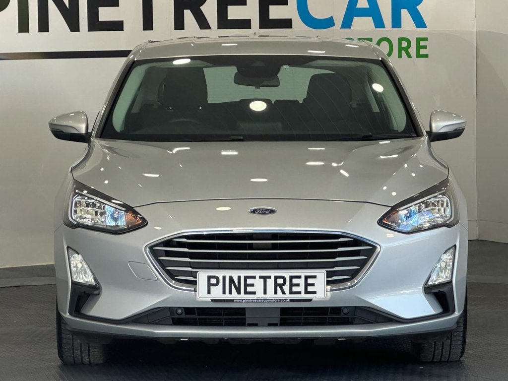 Used Ford Focus 2020 for sale - 76039552: Photo 2