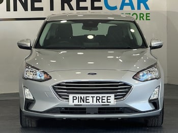 Used Ford Focus 2020 for sale - 76039552: Photo 2