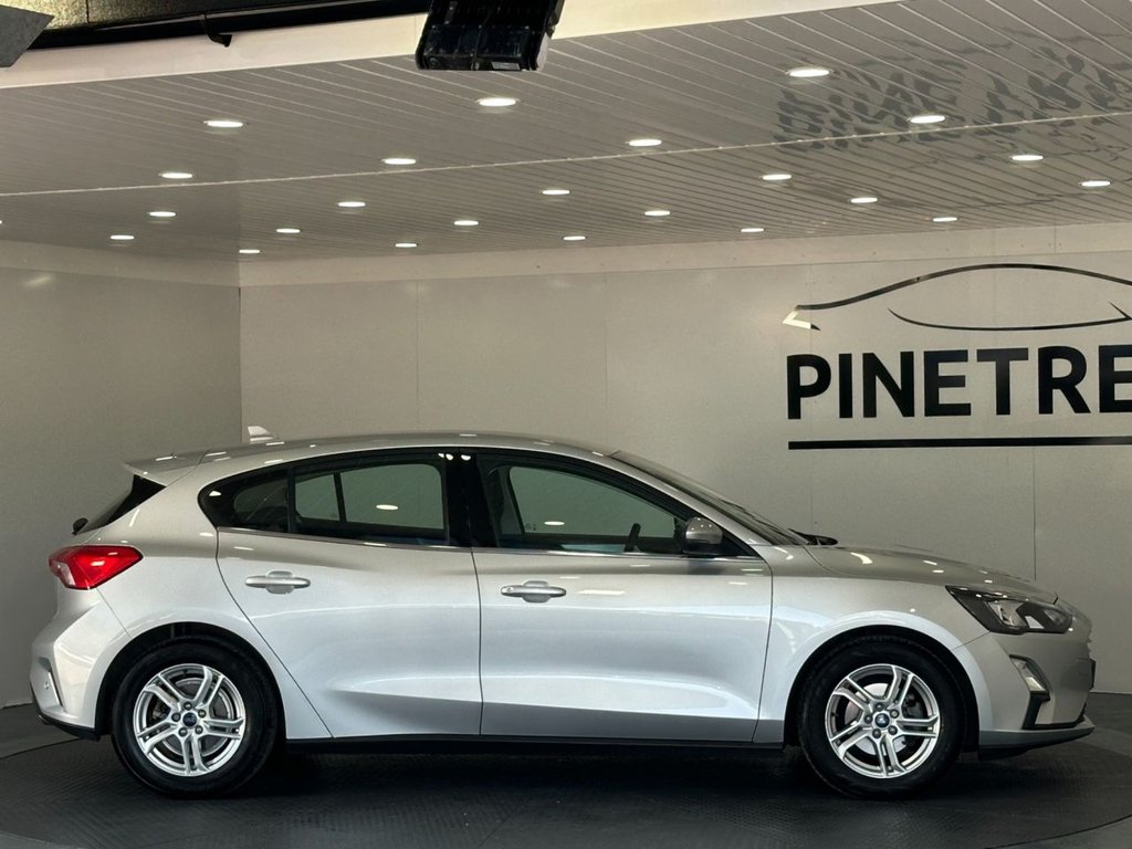 Used Ford Focus 2020 for sale - 76039552: Photo 6