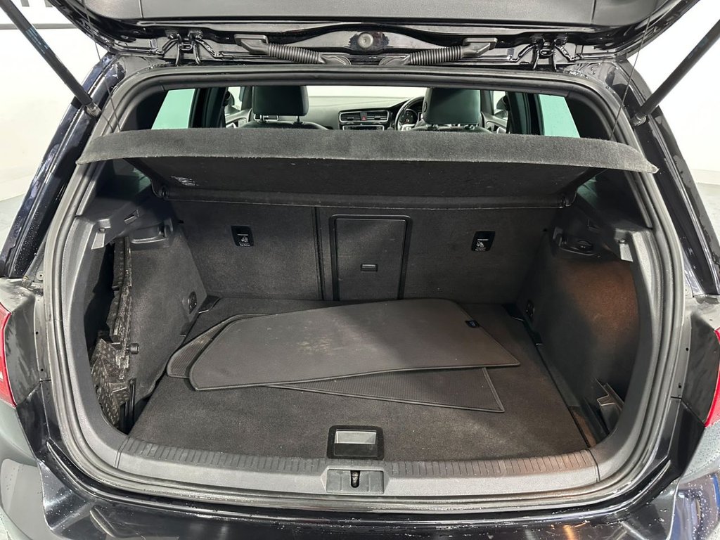 Used Volkswagen Golf 2014 for sale - 77422181: Photo 37