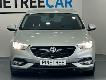 Used Vauxhall Insignia 2018 for sale - 74997897: Photo
