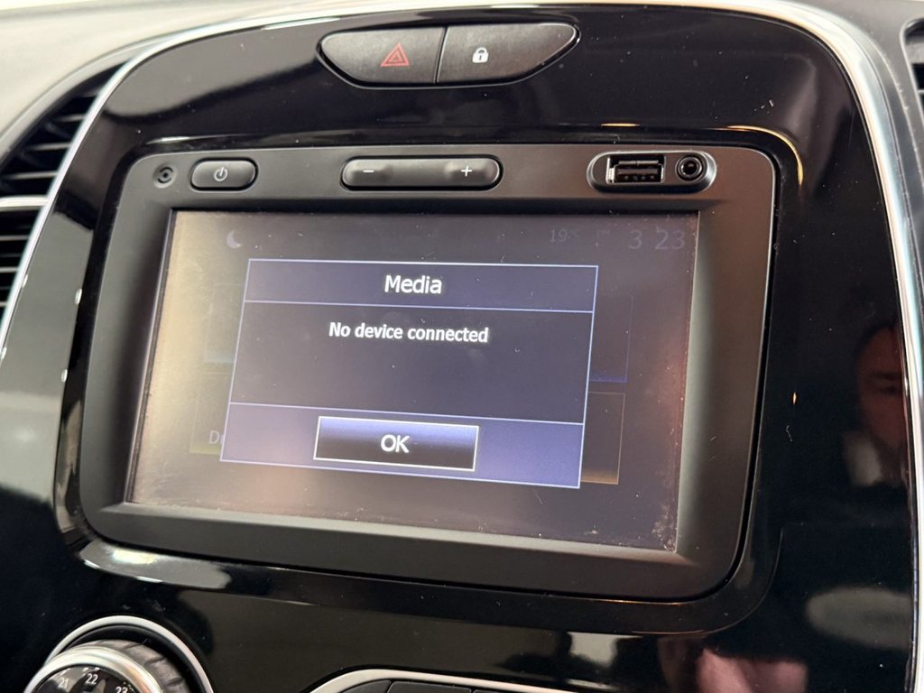 Used Renault Captur 2018 for sale - 76038782: Photo 29