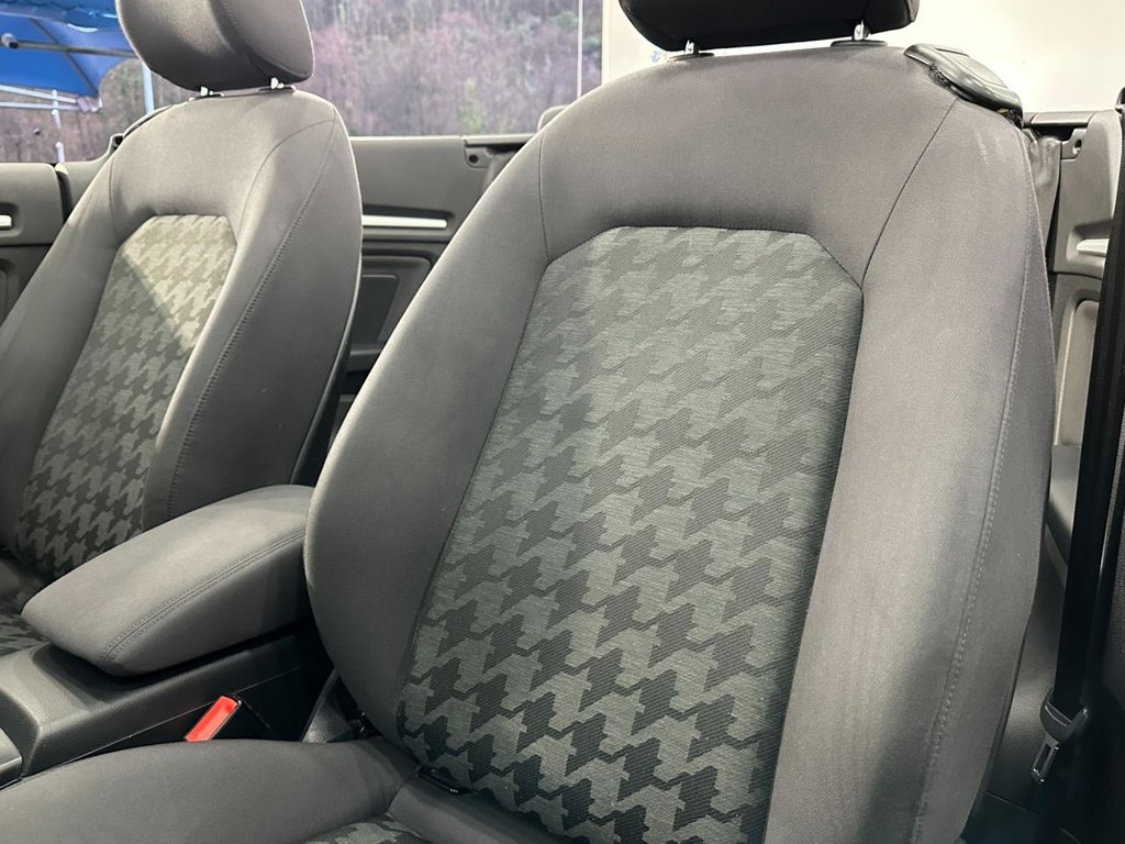 Used Audi A3 Cabriolet 2015 for sale - 77422165: Photo 23