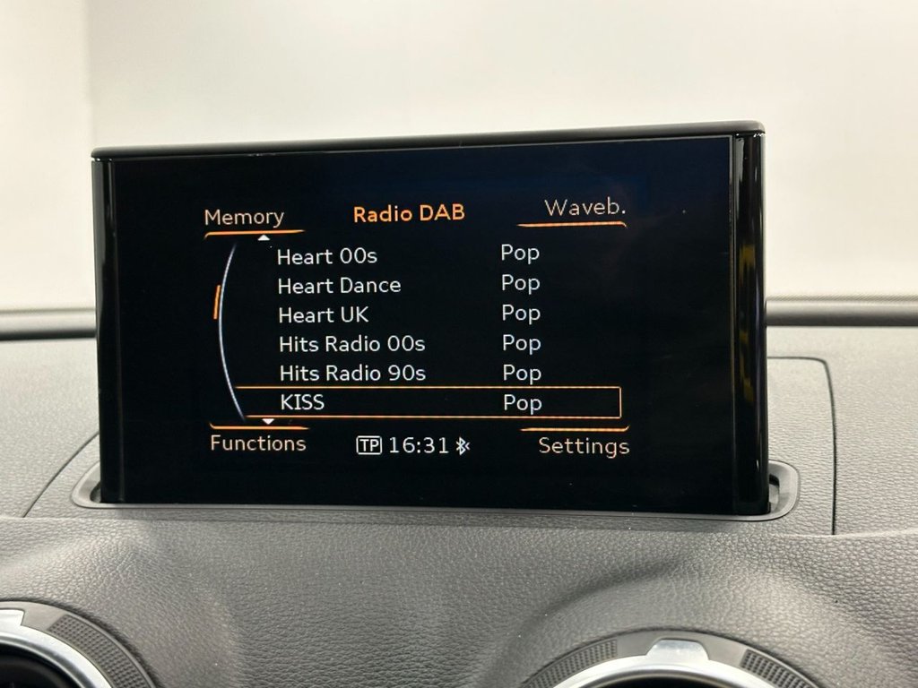 Used Audi A3 Cabriolet 2015 for sale - 77422165: Photo 31