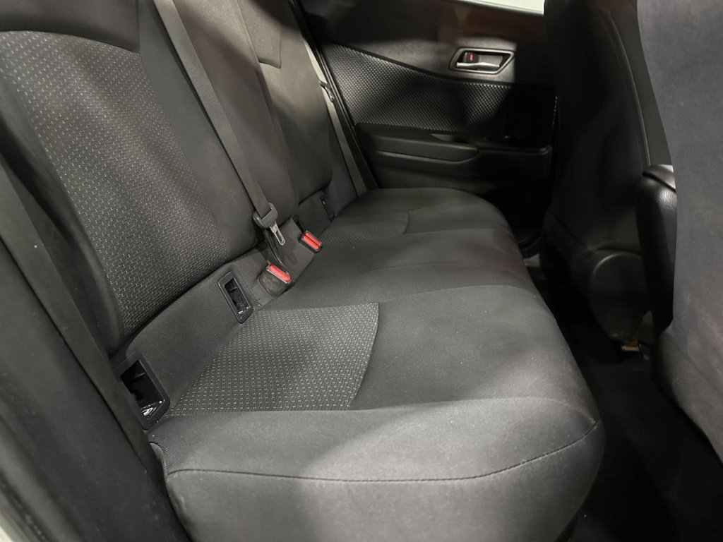 Used Toyota C-HR 2018 for sale - 76406656: Photo 16