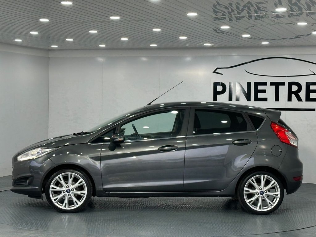 Used Ford Fiesta 2017 for sale - 76154450: Photo 5