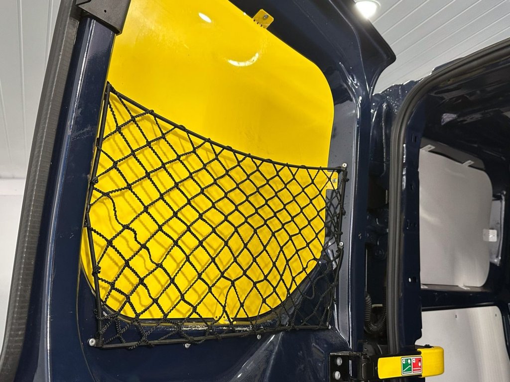 Used Ford Transit Custom 2018 for sale - 77967526: Photo 32