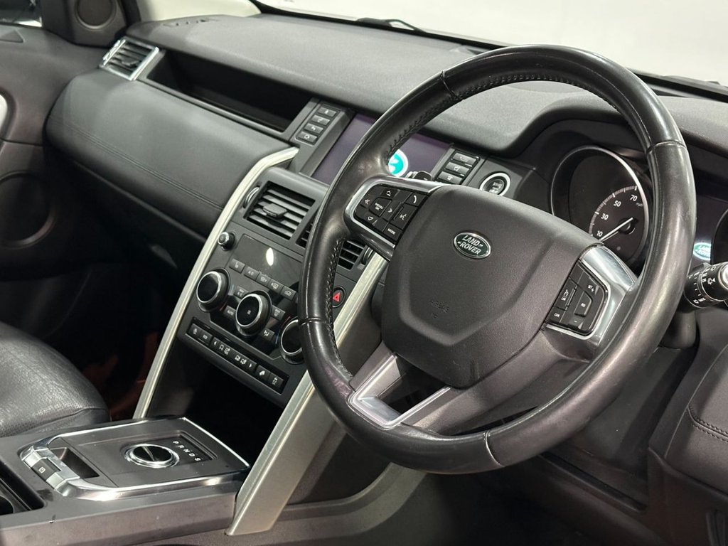 Used Land Rover Discovery Sport 2018 for sale - 76883531: Photo 16