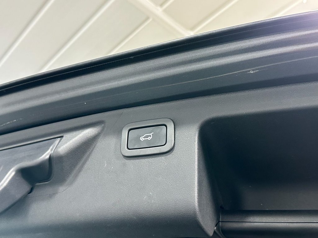 Used Land Rover Discovery Sport 2018 for sale - 76883531: Photo 23