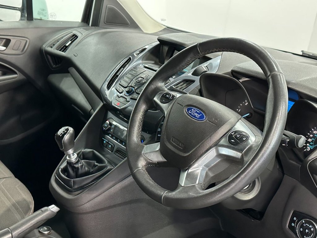 Used Ford Transit Connect 2015 for sale - 76740414: Photo 13