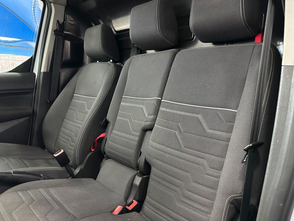 Used Ford Transit Connect 2015 for sale - 76740414: Photo 17