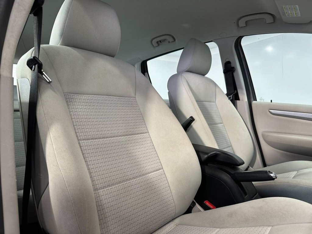 Used Mercedes-Benz B Class 2010 for sale - 77621547: Photo 18