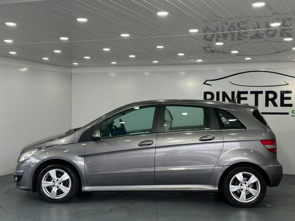 Used Mercedes-Benz B Class 2010 for sale - 77621547: Photo 5