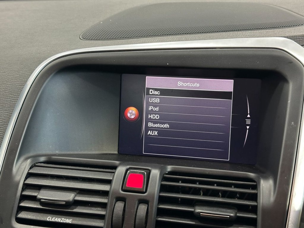 Used Volvo XC60 2017 for sale - 76496678: Photo 31