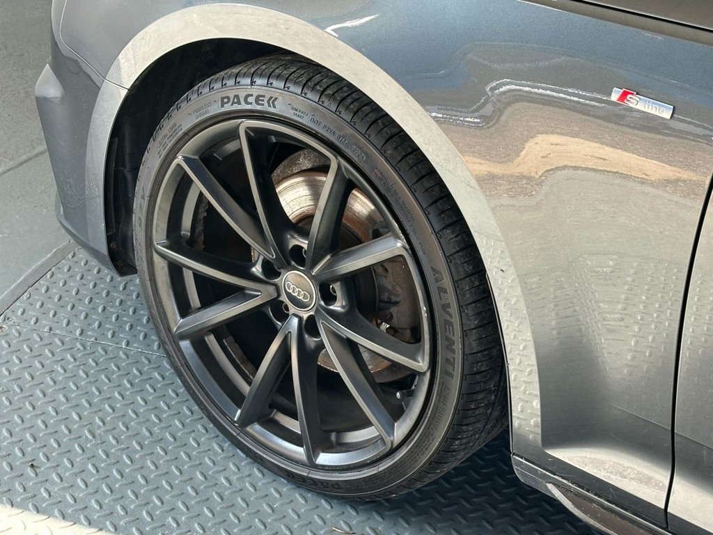 Used Audi A4 Avant 2018 for sale - 77680792: Photo 12