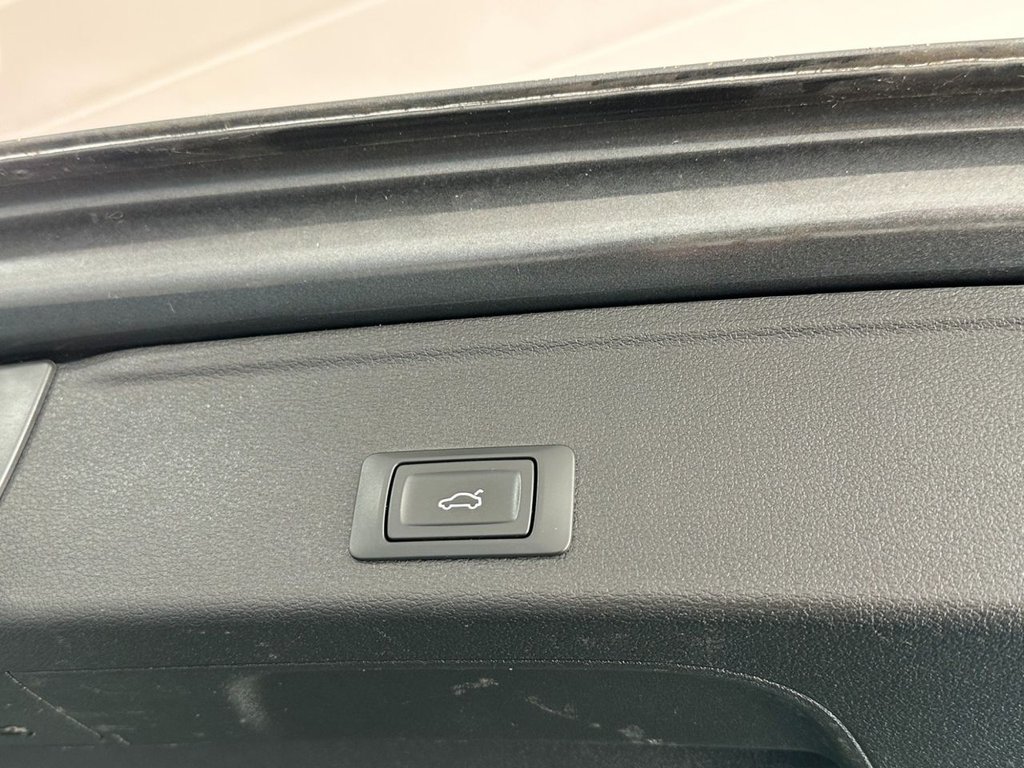 Used Audi A4 Avant 2018 for sale - 77680792: Photo 21