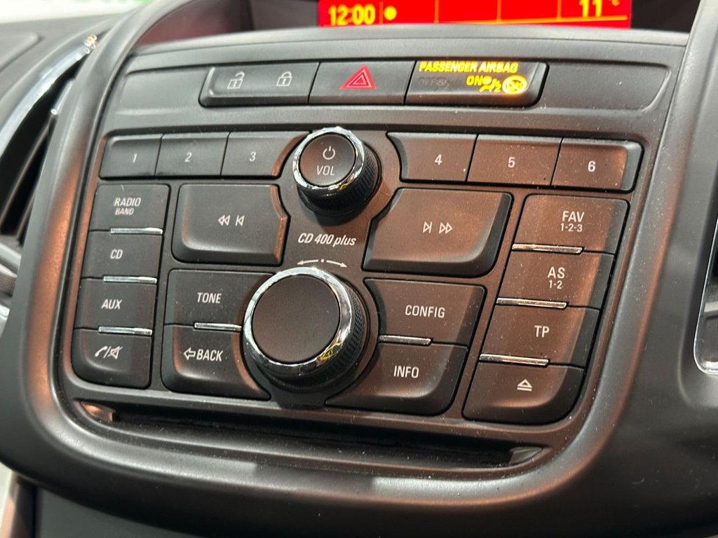 Used Vauxhall Zafira Tourer 2015 for sale - 77227092: Photo 28