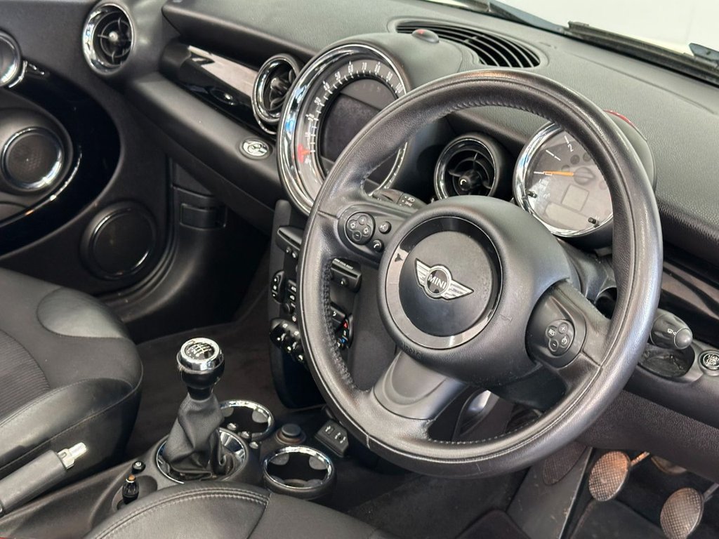 Used MINI Convertible 2015 for sale - 78096930: Photo 15
