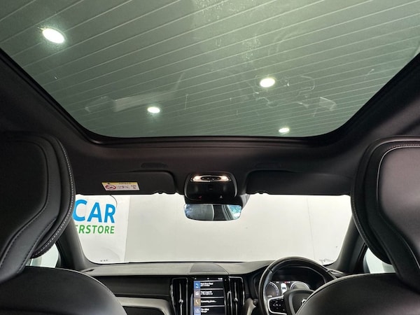 Used Volvo XC60 2018 for sale - 76038830: Photo 31