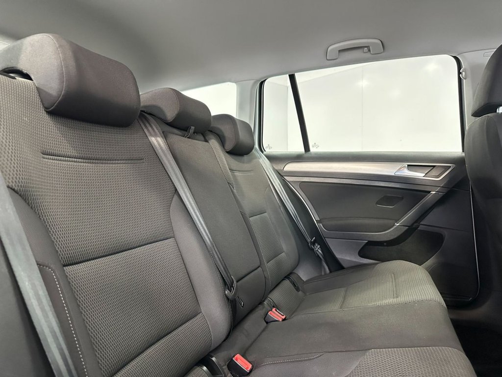 Used Volkswagen Golf 2015 for sale - 76038743: Photo 18