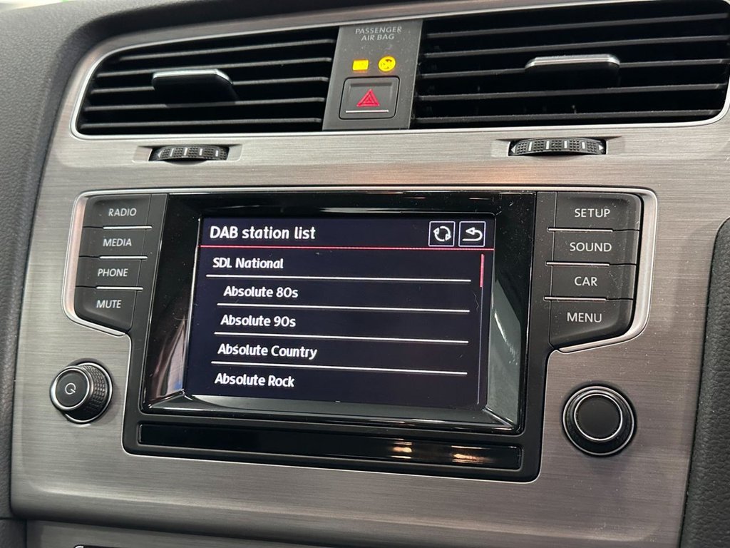 Used Volkswagen Golf 2015 for sale - 76038743: Photo 30