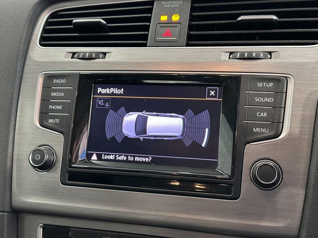 Used Volkswagen Golf 2015 for sale - 76038743: Photo 31