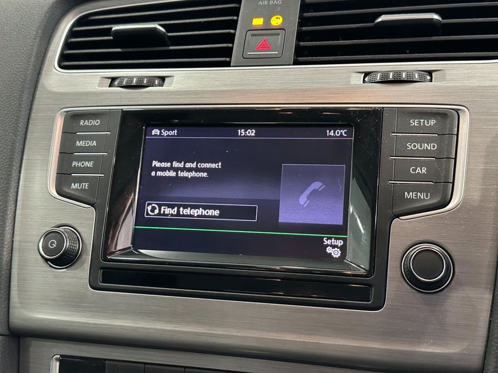 Used Volkswagen Golf 2015 for sale - 76038743: Photo 32