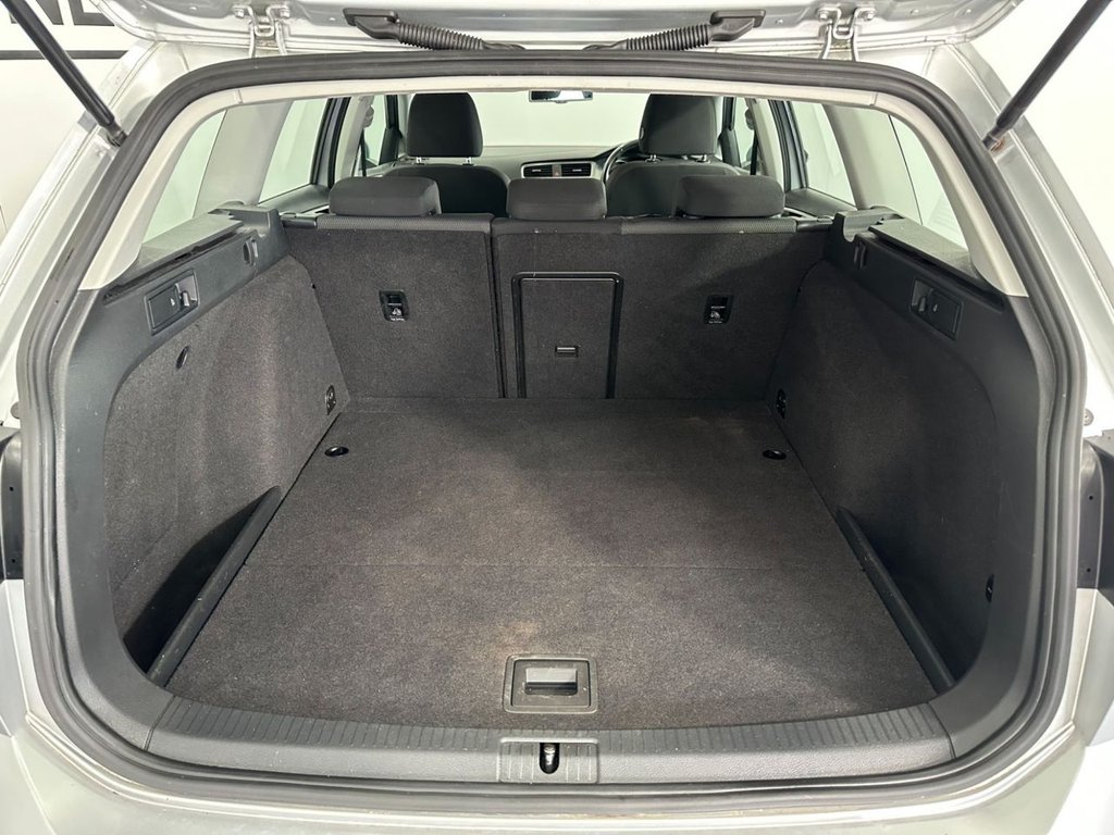 Used Volkswagen Golf 2015 for sale - 76038743: Photo 34