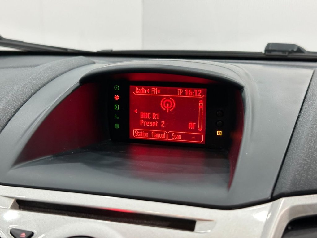 Used Ford Fiesta 2012 for sale - 76510113: Photo 28