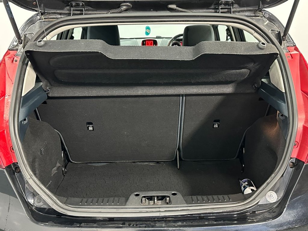 Used Ford Fiesta 2012 for sale - 76510113: Photo 32