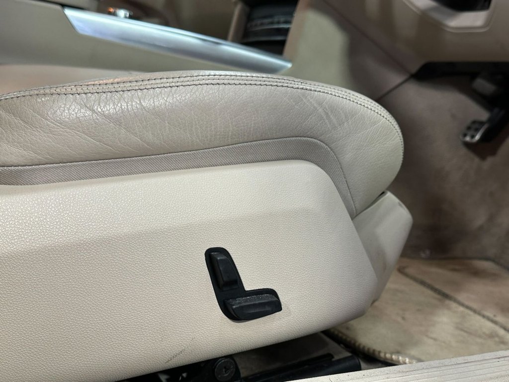 Used Mercedes-Benz E Class 2015 for sale - 77250772: Photo 20