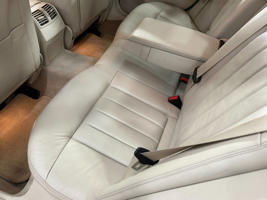 Used Mercedes-Benz E Class 2015 for sale - 77250772: Photo 25