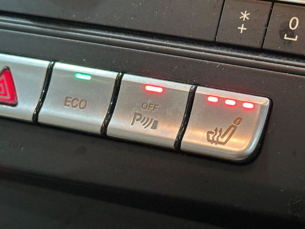 Used Mercedes-Benz E Class 2015 for sale - 77250772: Photo 31