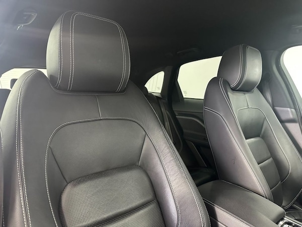 Used Jaguar F-Pace 2017 for sale - 76039224: Photo 14