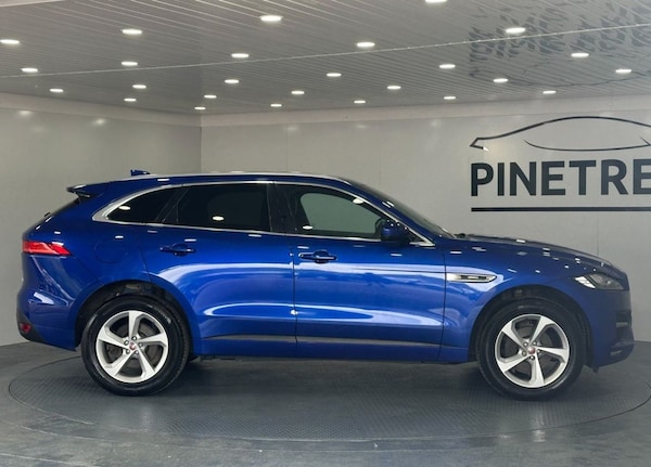 Used Jaguar F-Pace 2017 for sale - 76039224: Photo 6