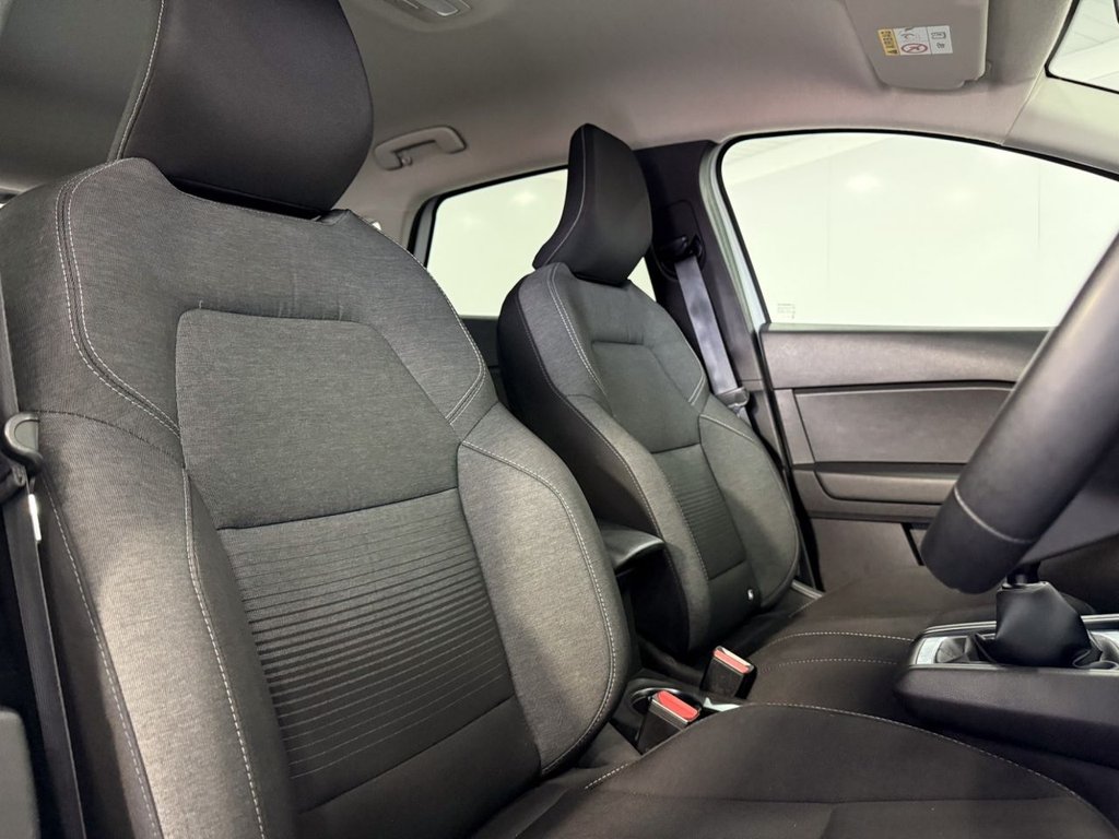 Used Renault Captur 2020 for sale - 76038972: Photo 17