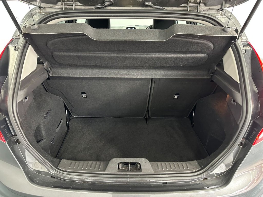 Used Ford Fiesta 2016 for sale - 76303884: Photo 28