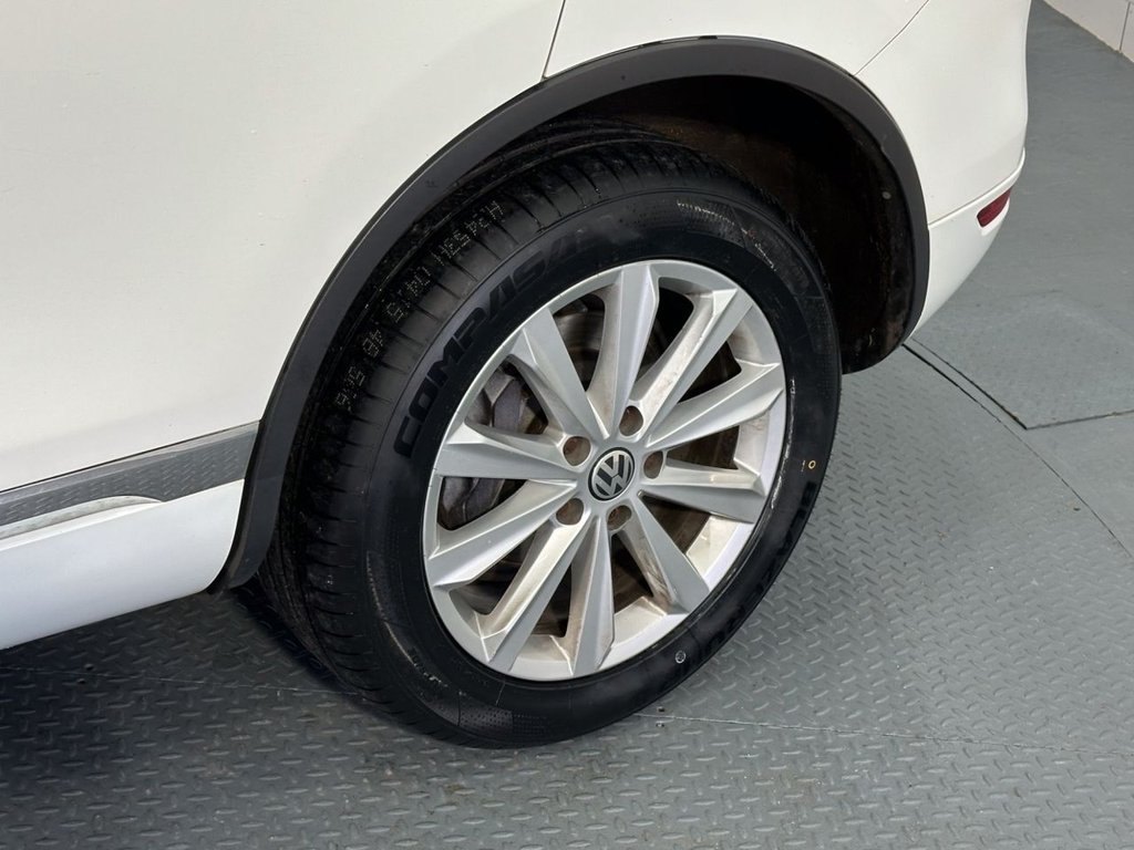 Used Volkswagen Touareg 2012 for sale - 76826526: Photo 12