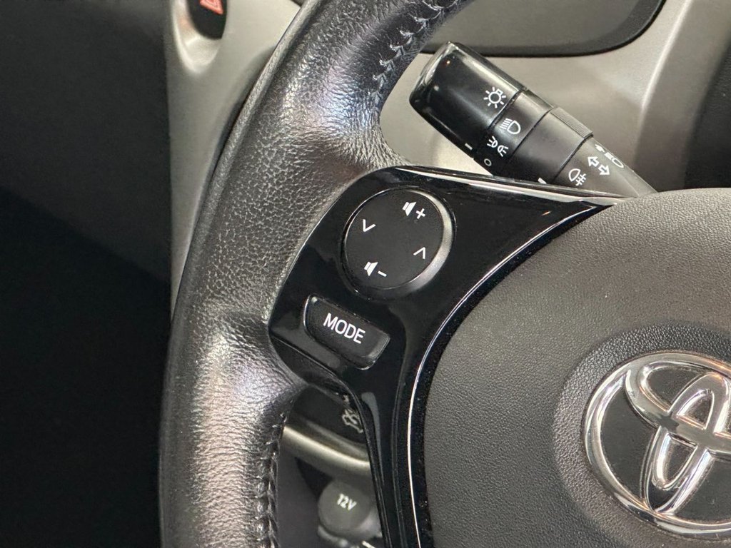 Used Toyota AYGO 2017 for sale - 76039228: Photo 16