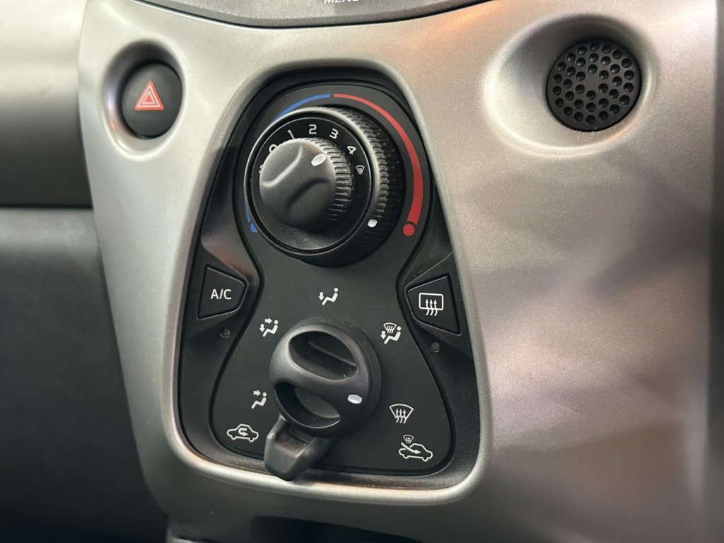 Used Toyota AYGO 2017 for sale - 76039228: Photo 25