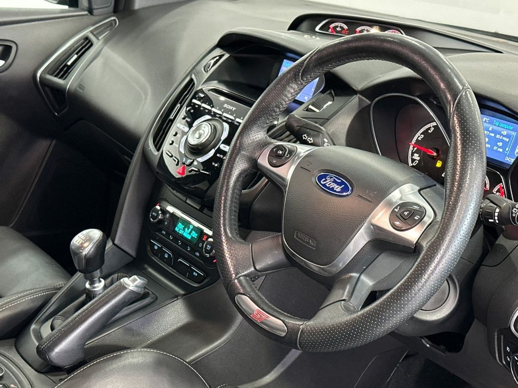 Used Ford Focus 2014 for sale - 78082565: Photo 14