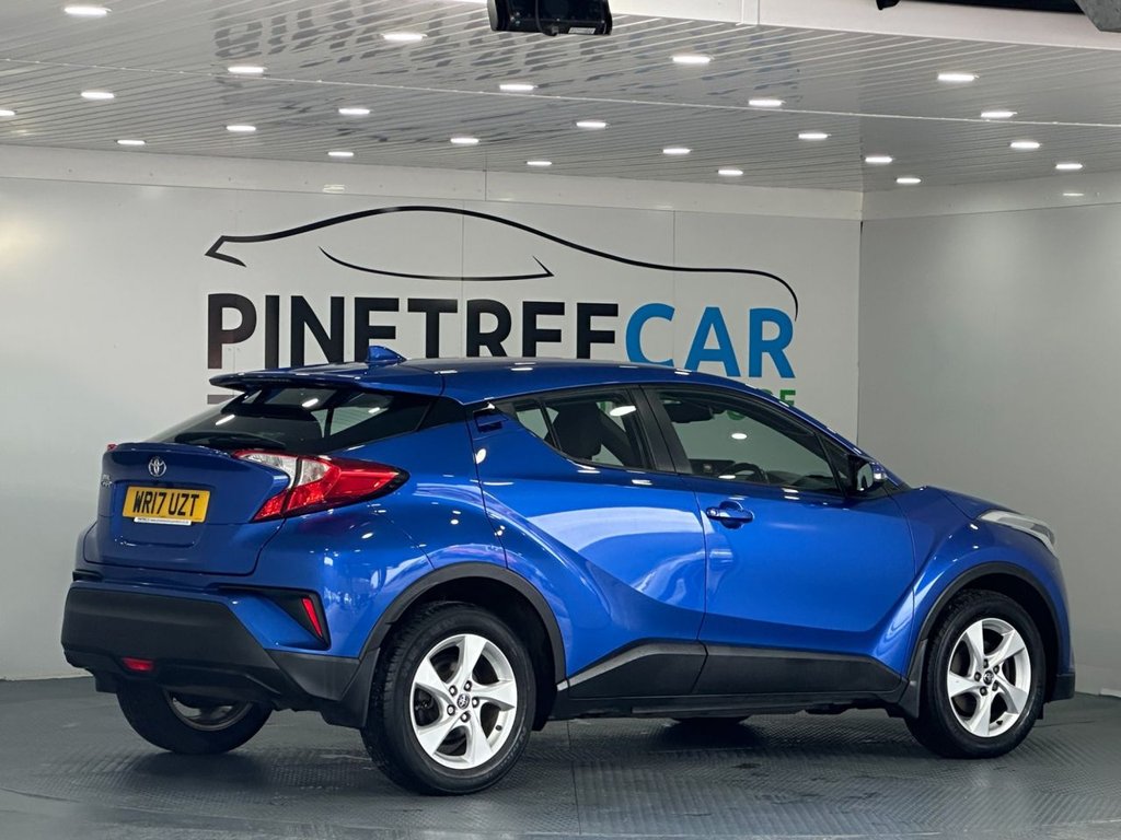 Used Toyota C-HR 2017 for sale - 77673605: Photo 10