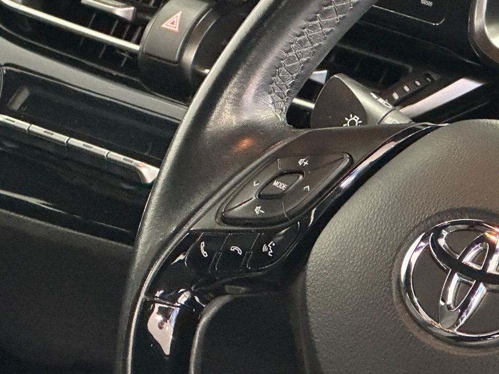 Used Toyota C-HR 2017 for sale - 77673605: Photo 14