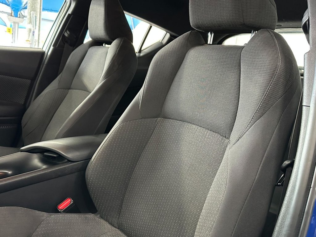 Used Toyota C-HR 2017 for sale - 77673605: Photo 22