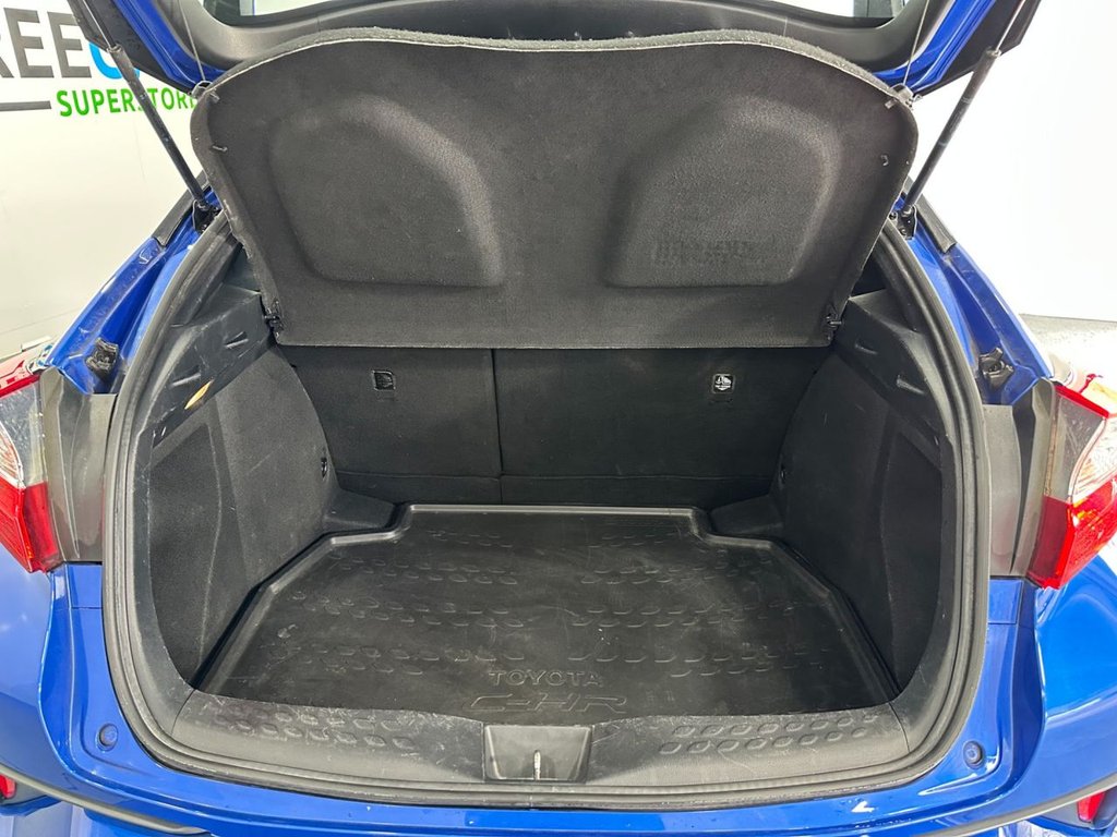 Used Toyota C-HR 2017 for sale - 77673605: Photo 34