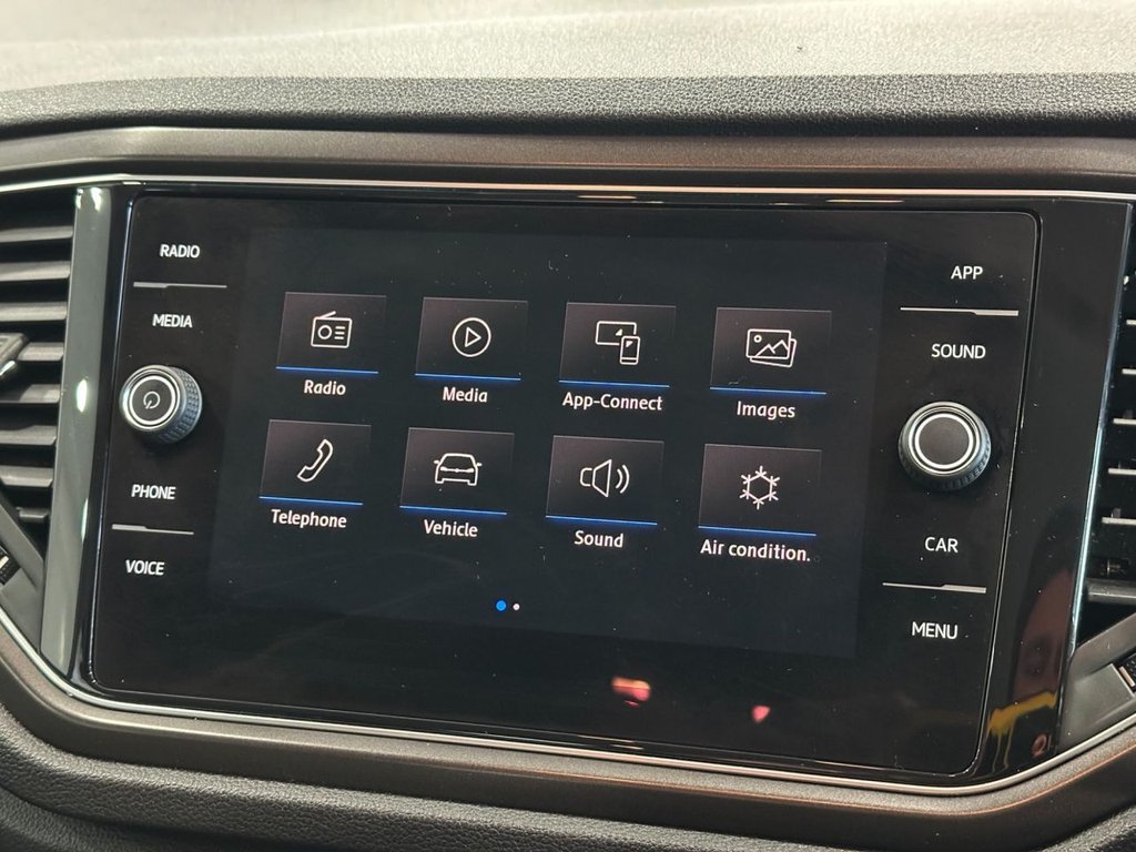 Used Volkswagen T-Roc 2018 for sale - 77668857: Photo 31