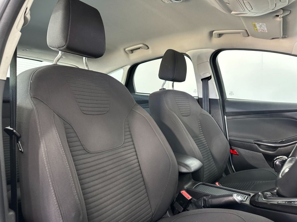 Used Ford Focus 2015 for sale - 76038950: Photo 19