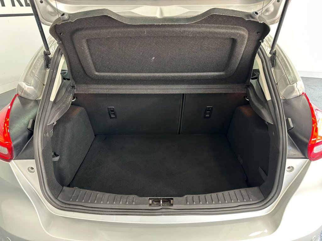 Used Ford Focus 2015 for sale - 76038950: Photo 22